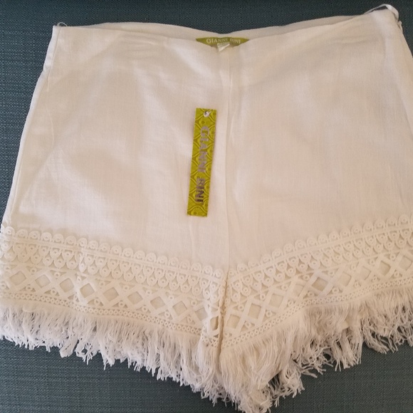 Gianni Bini Pants - Gianni Bini Camilla Cream Shorts Medium